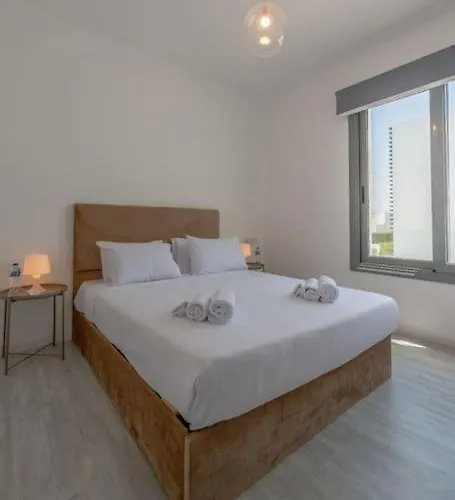 Luxury With Private Pool Sholan 2 *